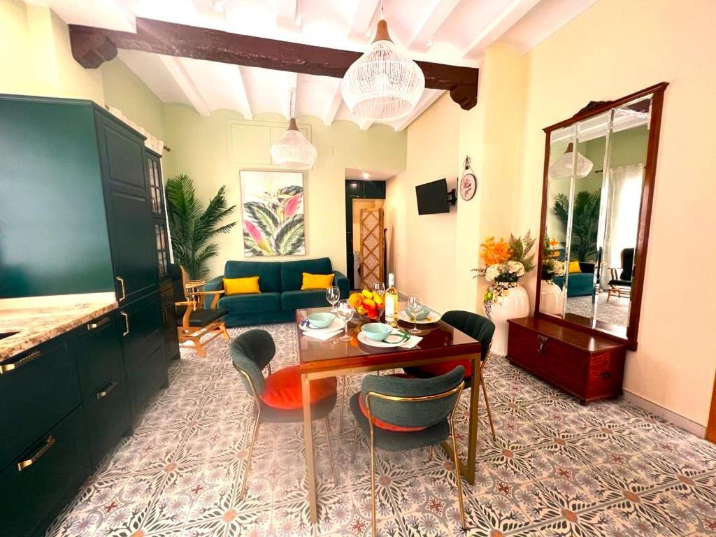 Esmeralda Apartment With Free Private Underground Parking Valência Exterior foto